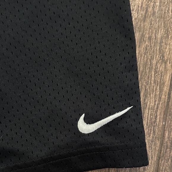 Nike Kids Black Athletic Shorts - Picture 2 of 3